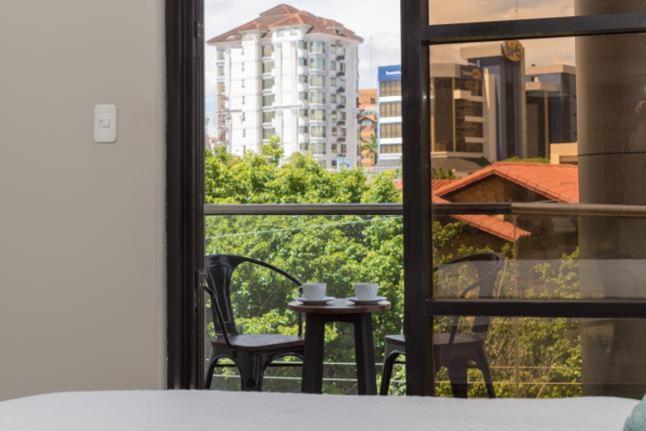 Fiori Apartments Santa Cruz de La Sierra Exterior photo
